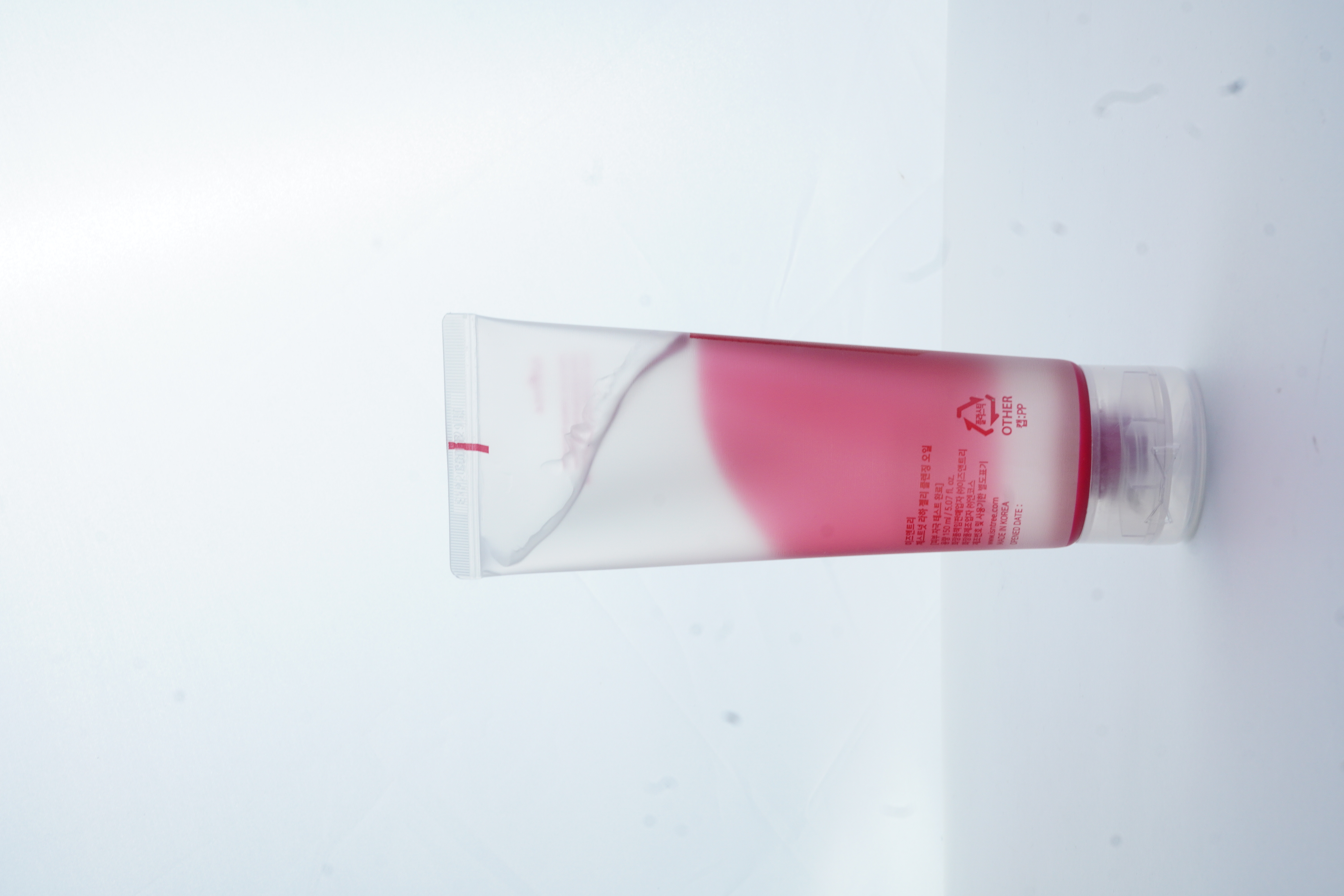Isntree Chestnut LHA Jelly Cleansing Oil