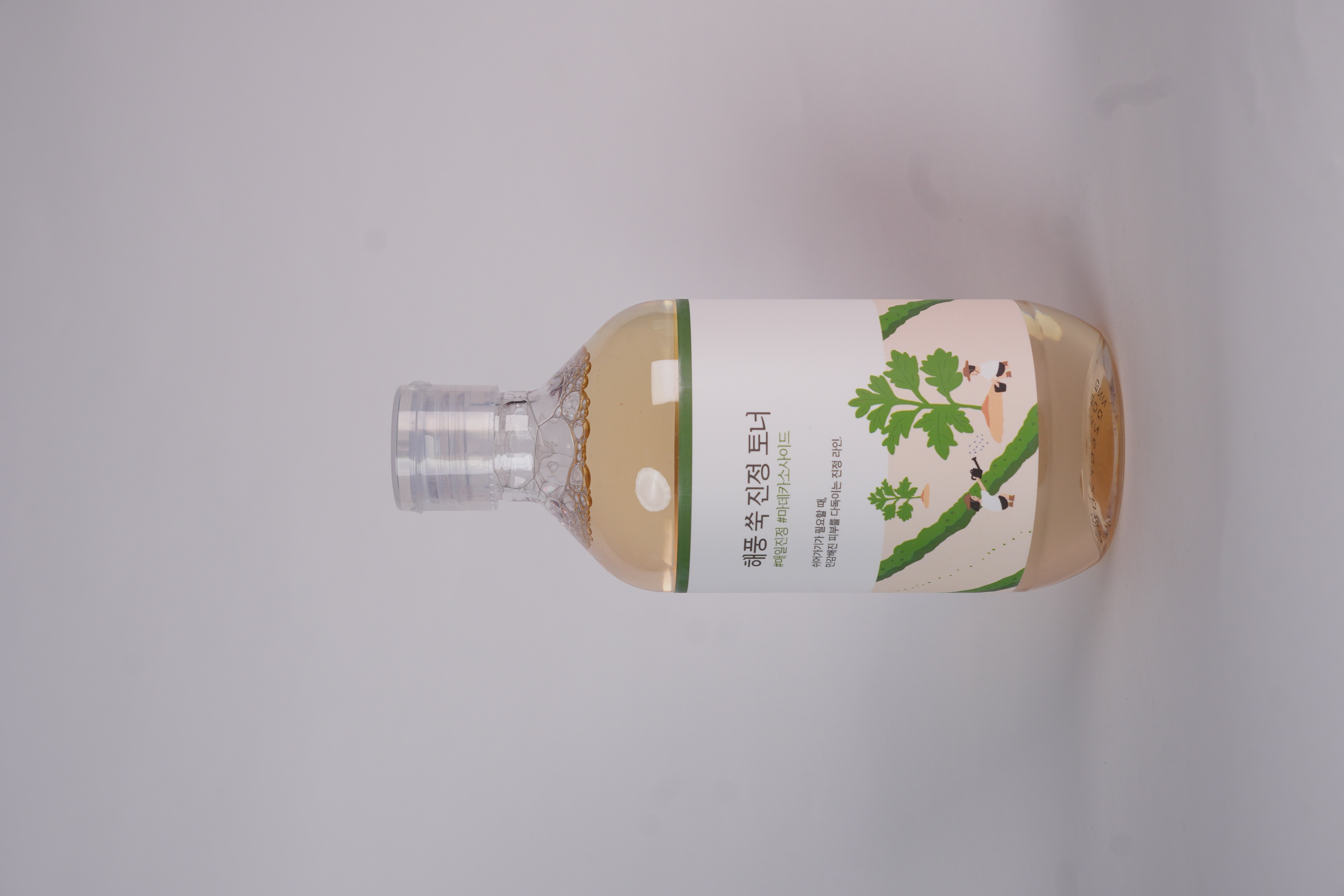Round Lab Mugwort Calming Toner