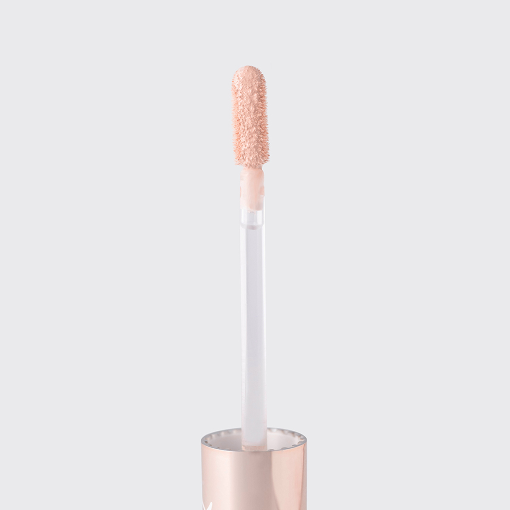 Vivienne Sabo aurora concealer 02