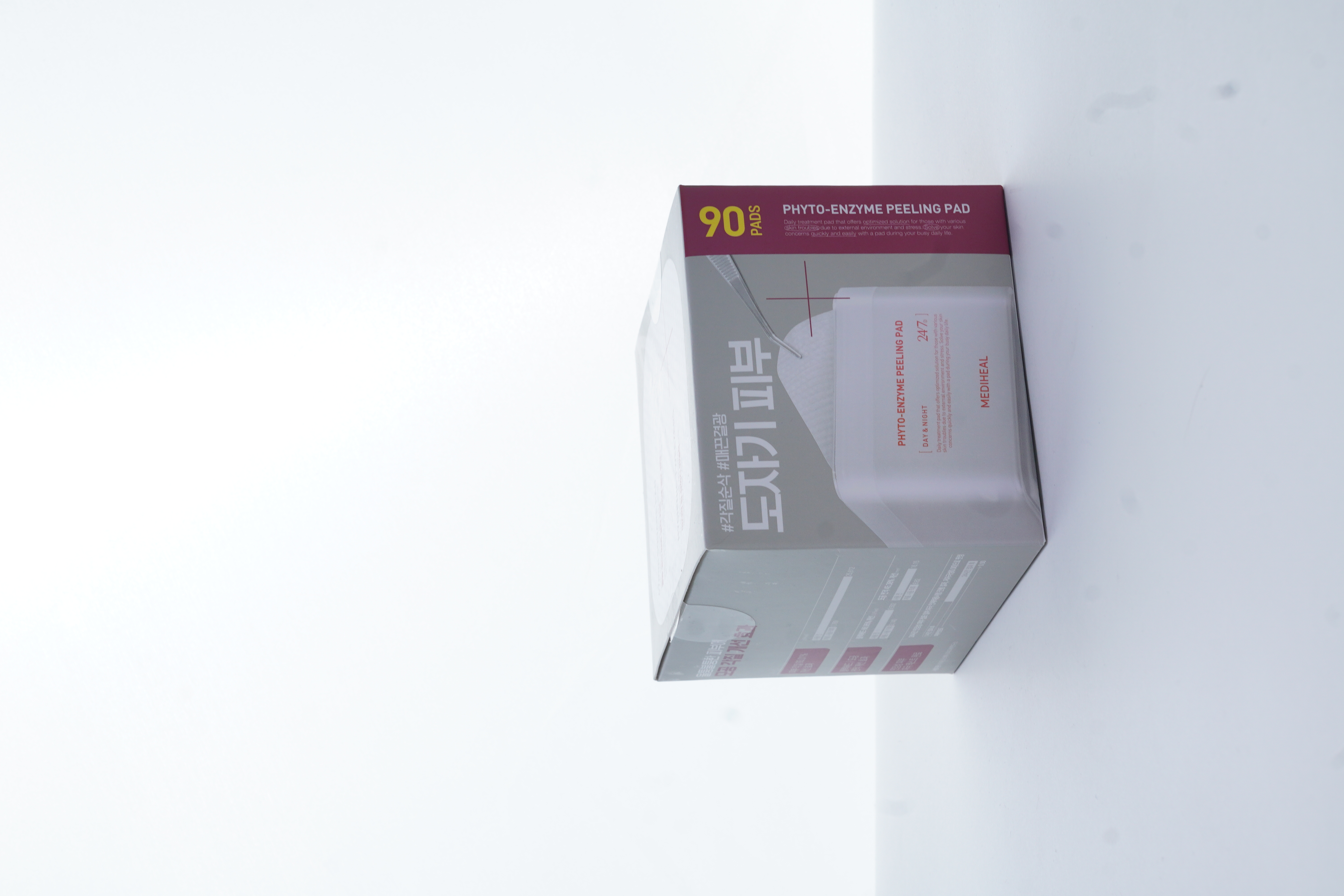Mediheal Phyto-Enzyme Peeling Pad