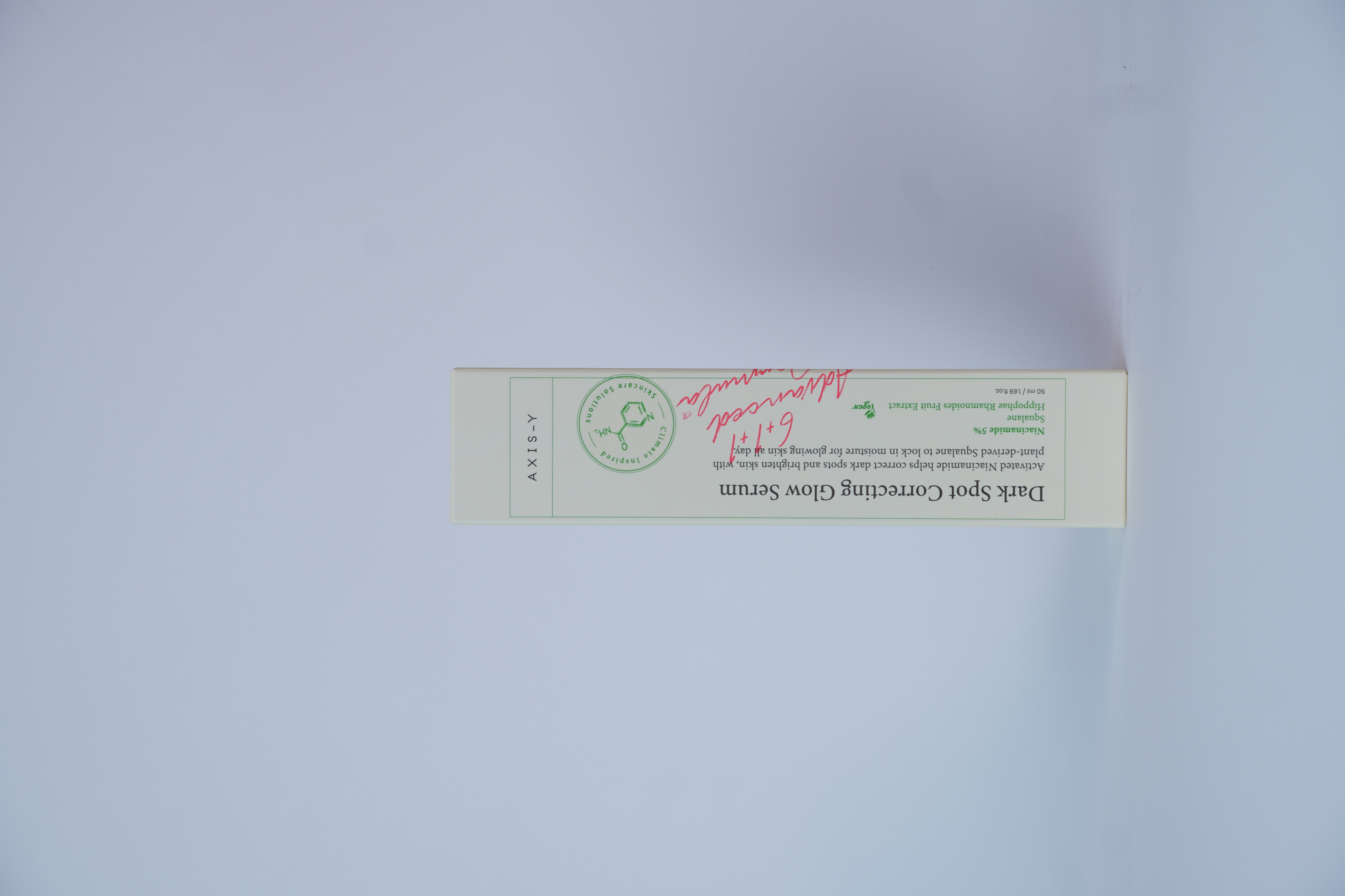 Осветляющая сыворотка от пигментных пятен с 5% ниацинамида AXIS-Y Dark Spot Correcting Glow Serum