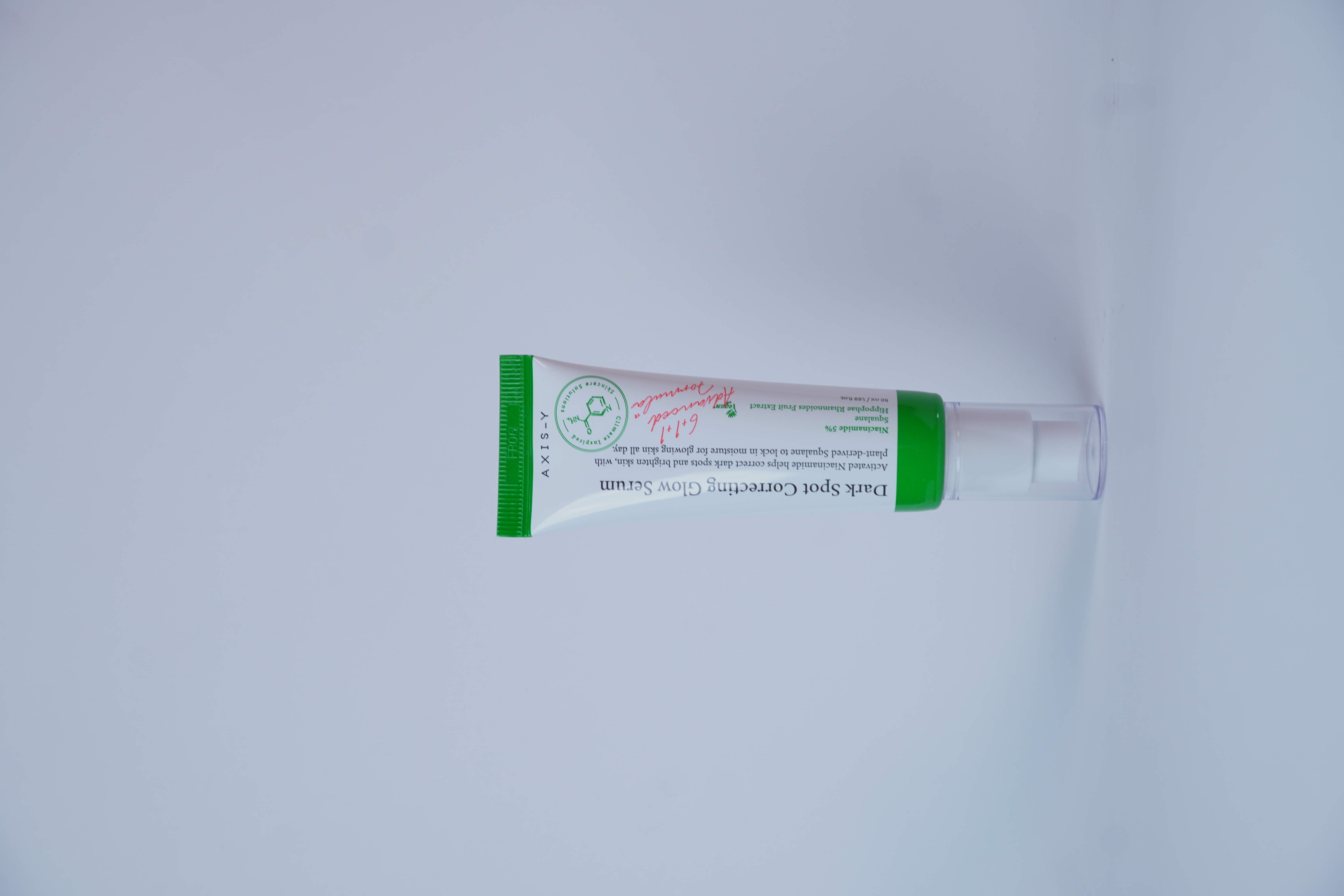 Осветляющая сыворотка от пигментных пятен с 5% ниацинамида AXIS-Y Dark Spot Correcting Glow Serum