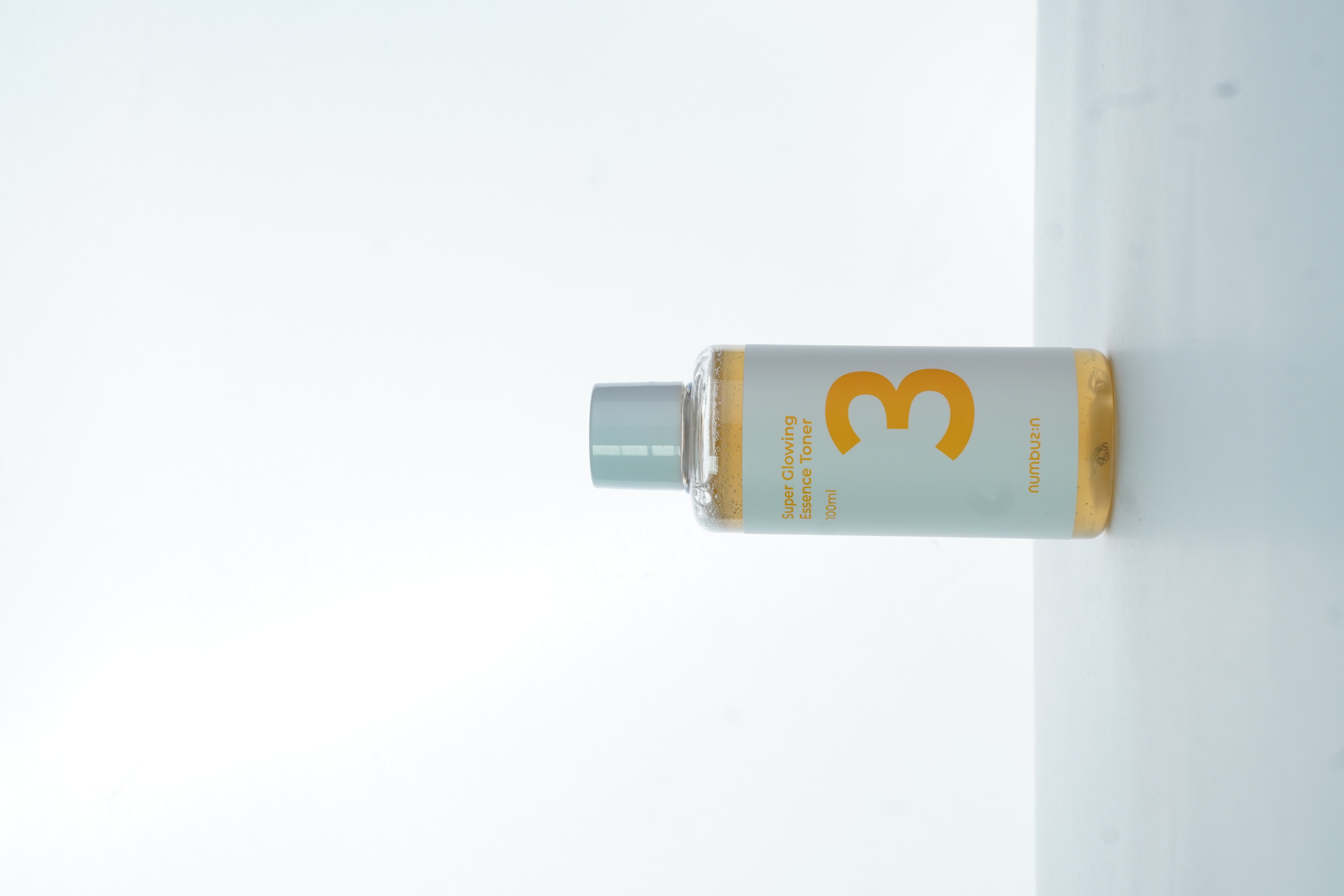 Numbuzin super glowing essence toner 3