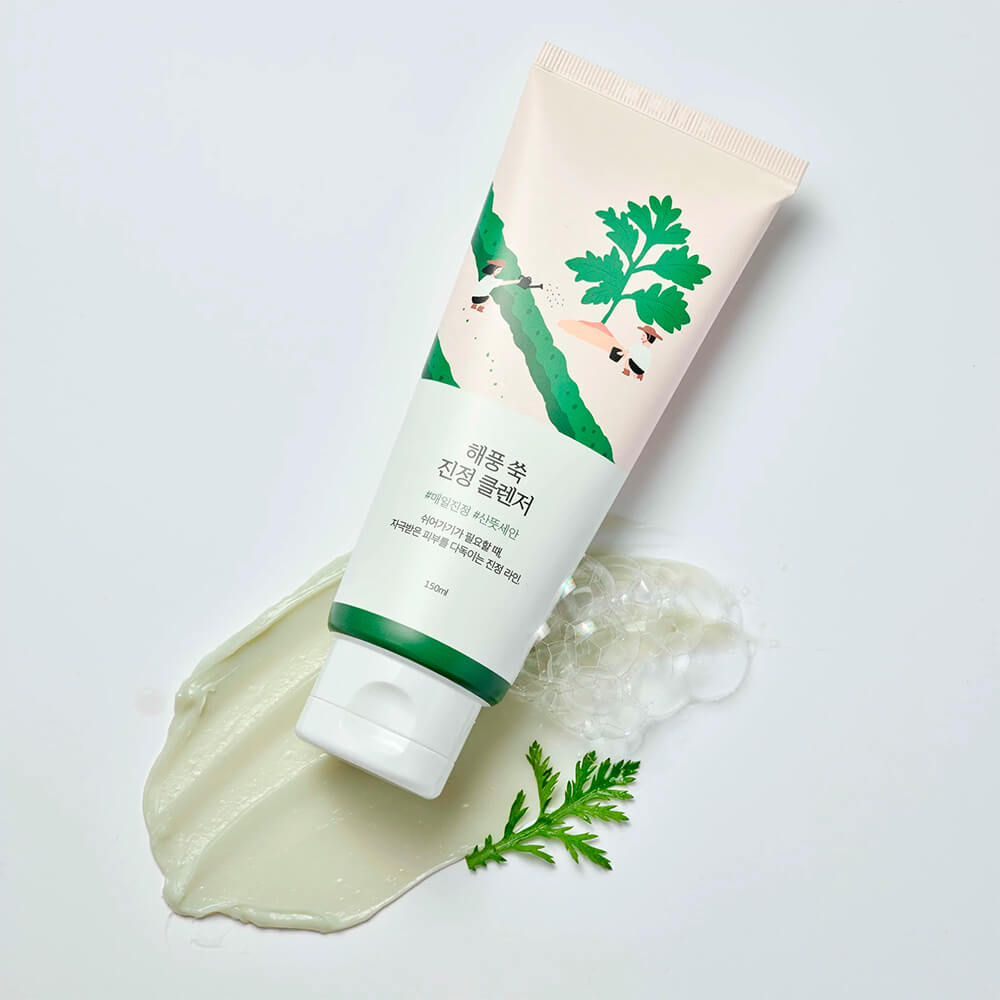 Round Lab mugwort cleanser