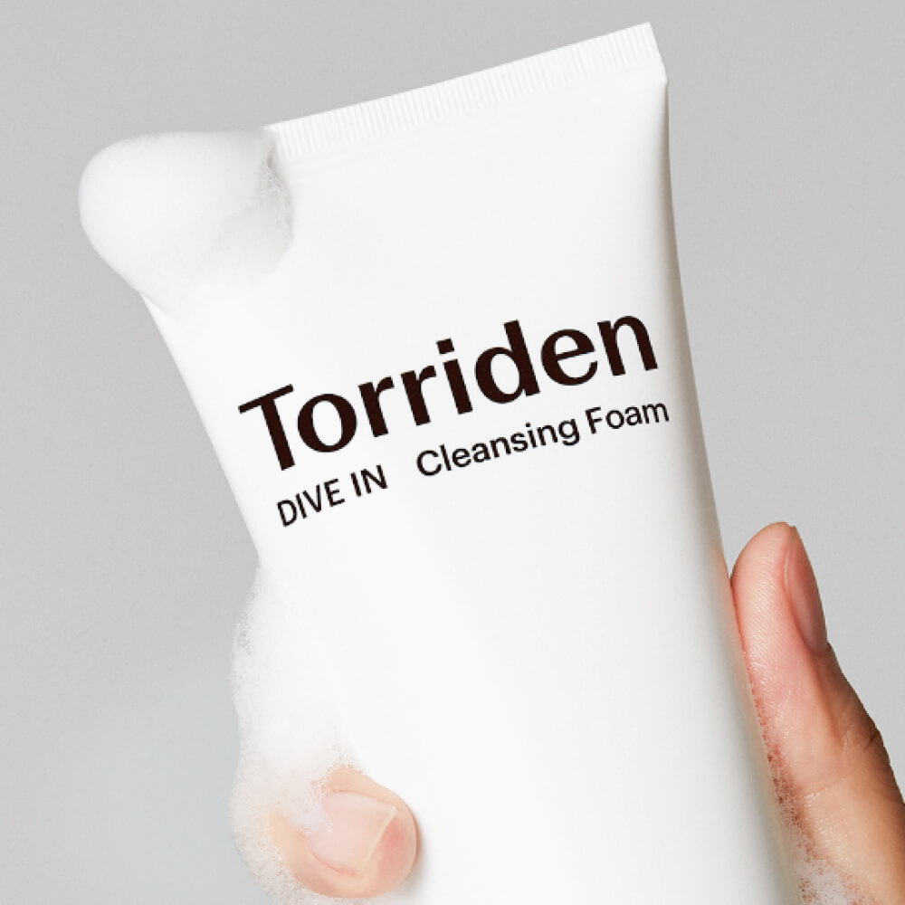 Torriden DIVE IN Low Molecular Hyaluronic Acid Cleansing Foam