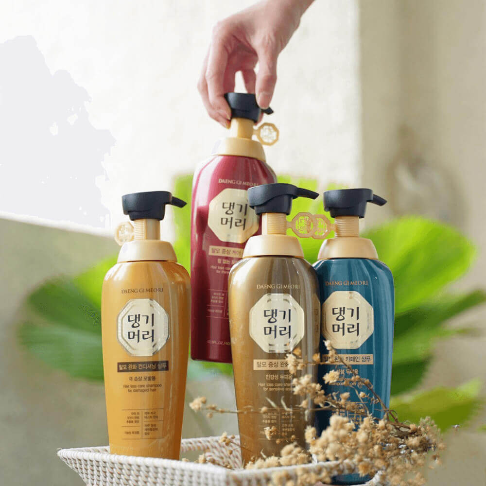 Шампунь Hair Loss Care Shampoo For Sensitive Hair 400ml Daeng Gi Meo Ri